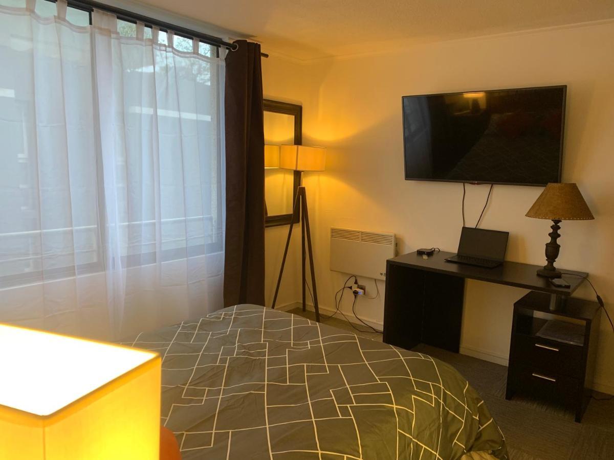 Exquisito En Metro Moneda. Centro Apartment *